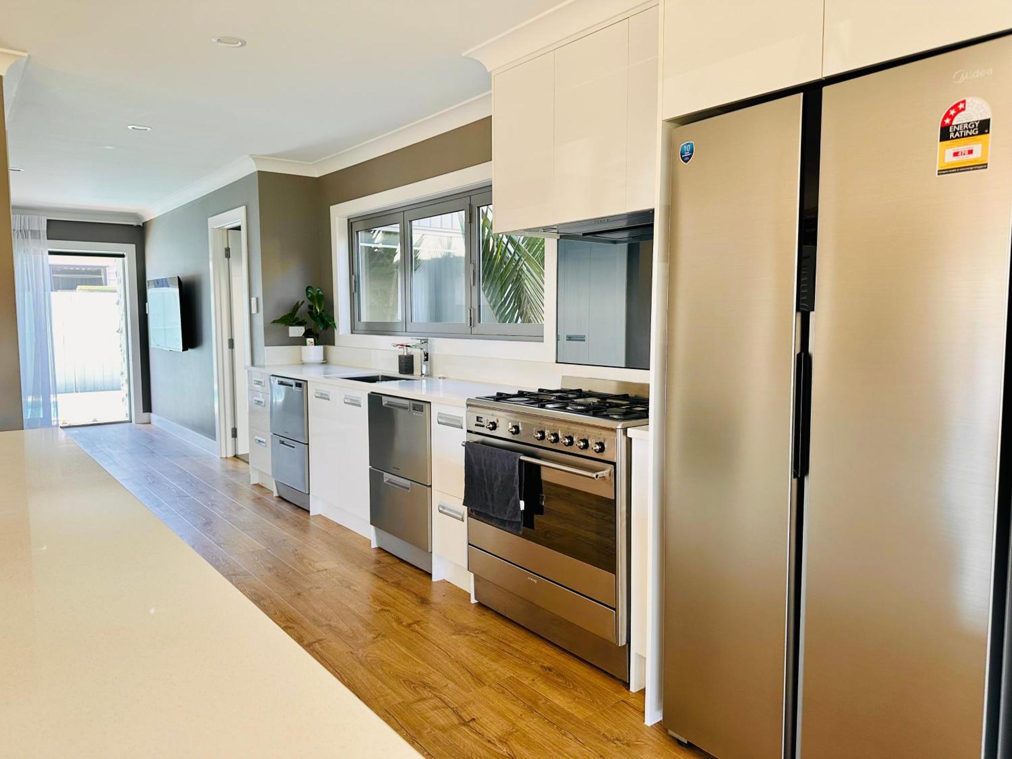 Summer Holiday 4 Bedrooms House In Hamilton With Pool And Spa Exterior photo